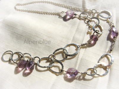 使用天然石：アメジスト・淡水パール
