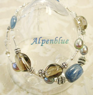 カイアナイト、スモーキークォーツ